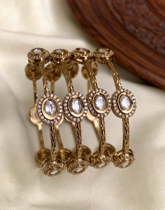 Triangle design bangle(BA-6)
