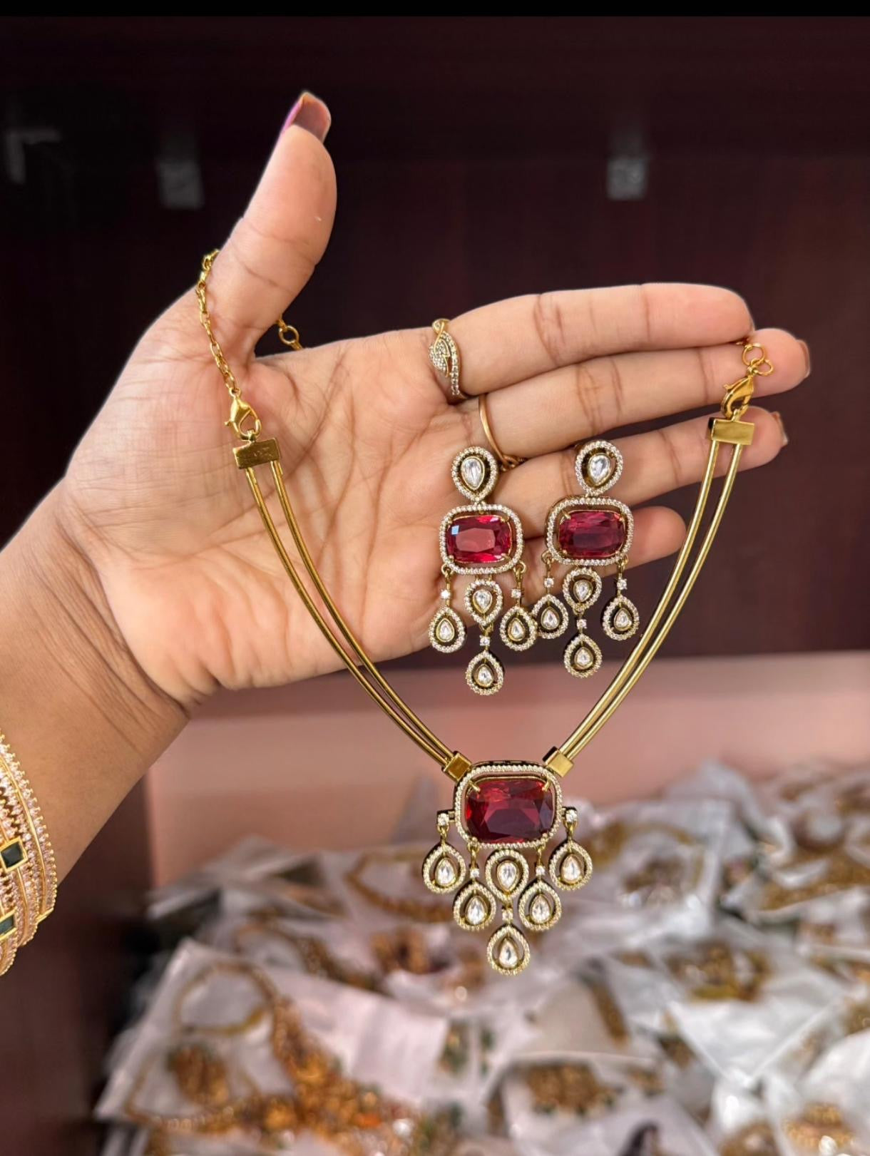 2 layer simple Victorian necklace