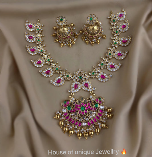 Jadau necklace