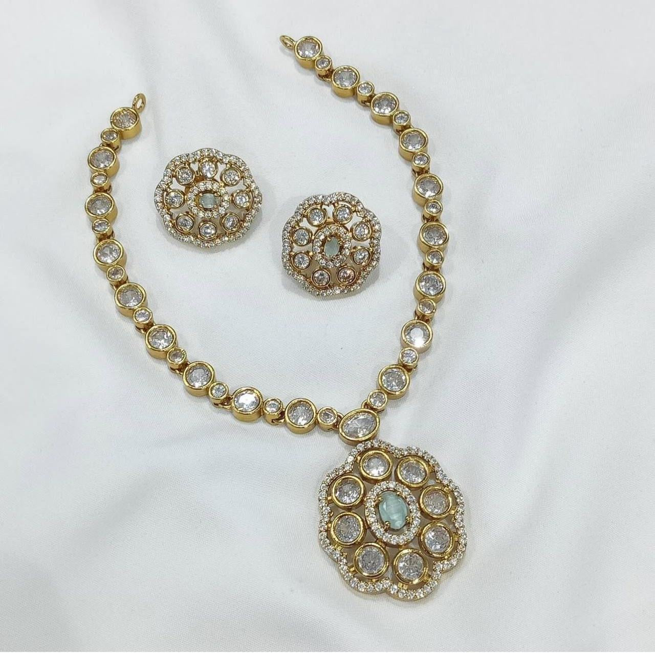 Short and simple stone necklace