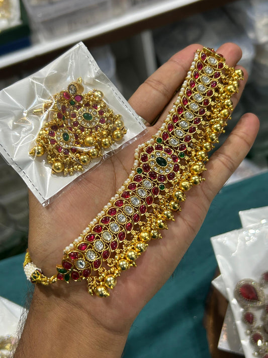 Kundan stone