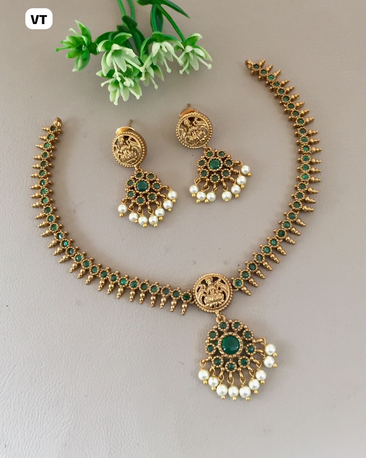 Lakshmi pendent necklace