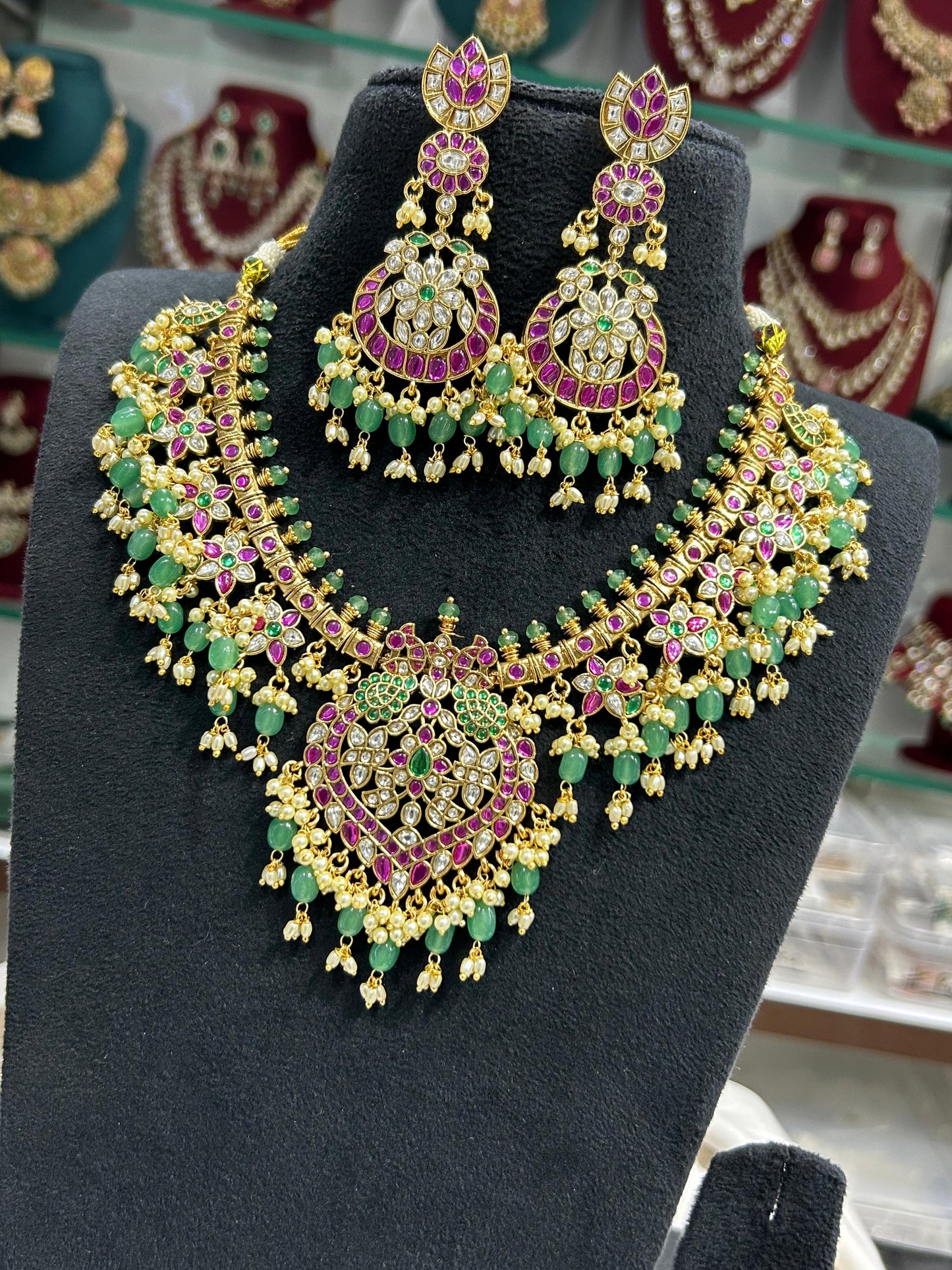 Jadau necklace