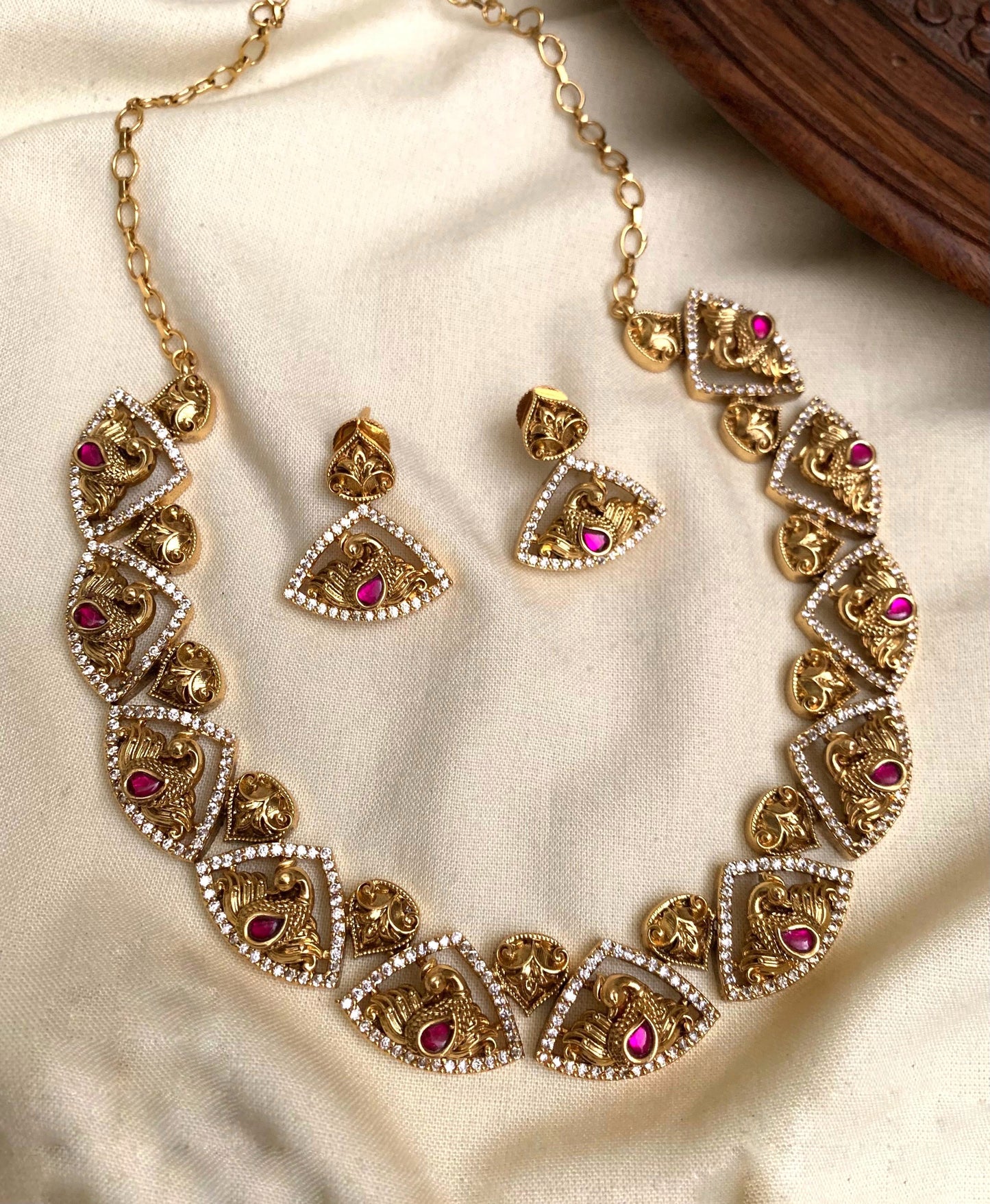 Peacock design necklace (PJ-29)
