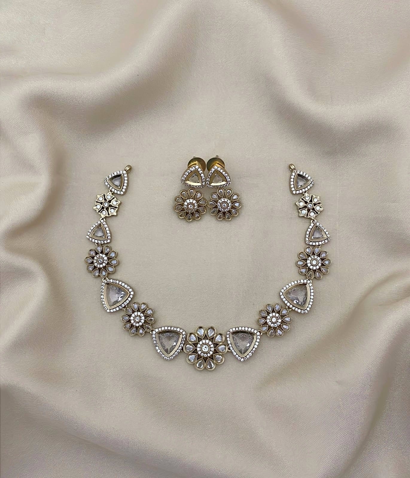 Trending necklace am (DR-53)