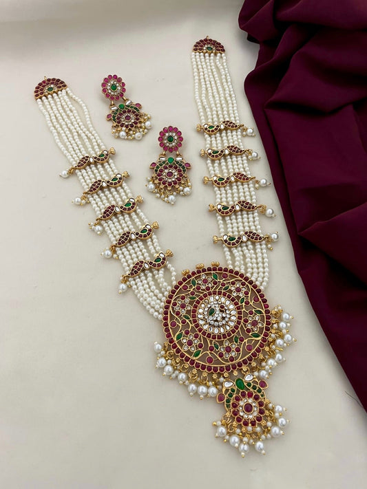White beads haram (HA-40)