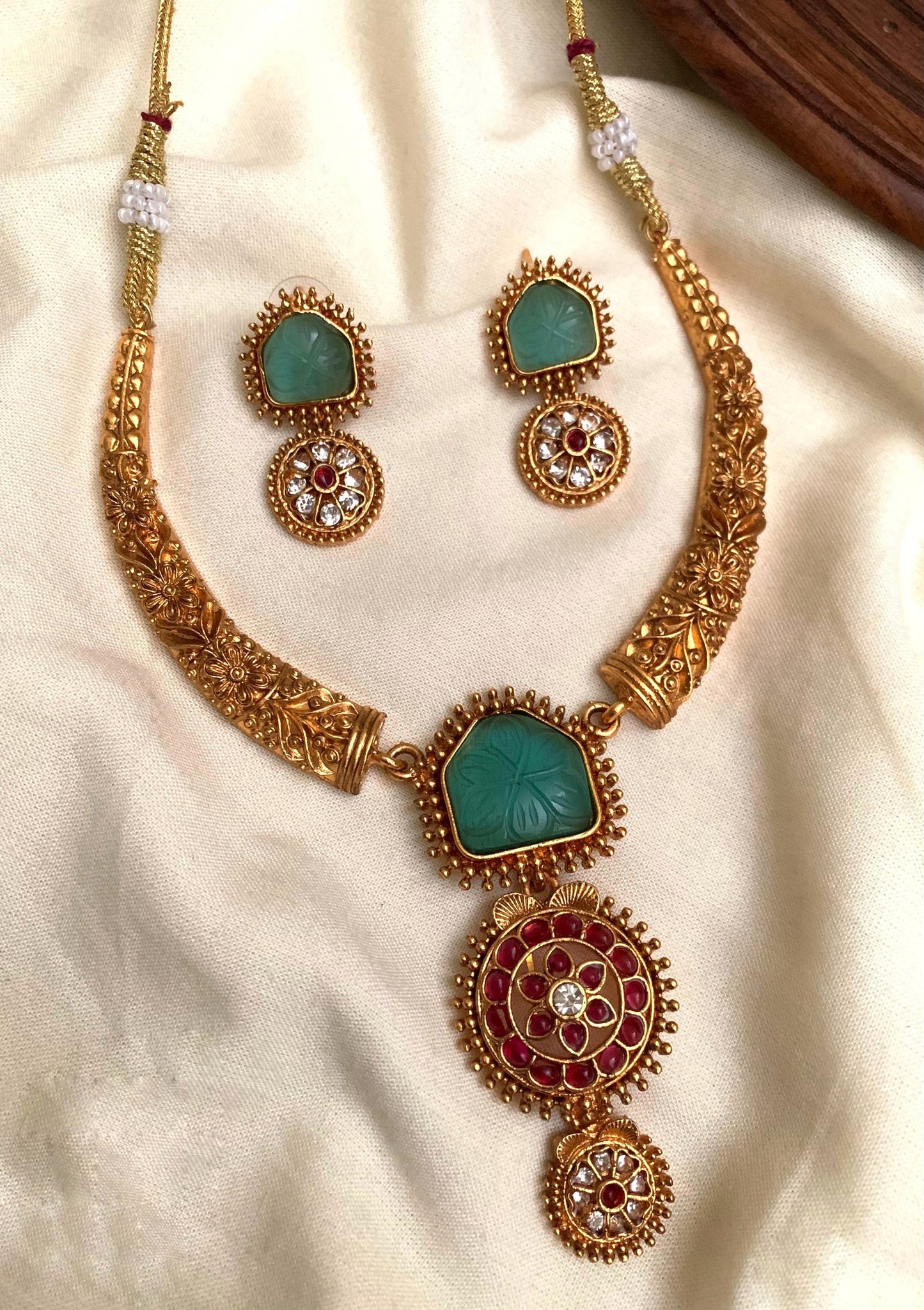 Designer Hasli necklace (N-6)