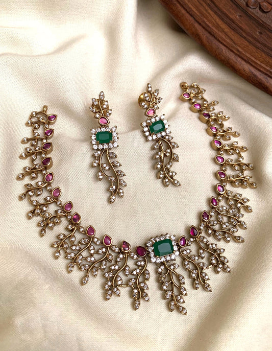 Trendy red and green stone necklace(DR-15)