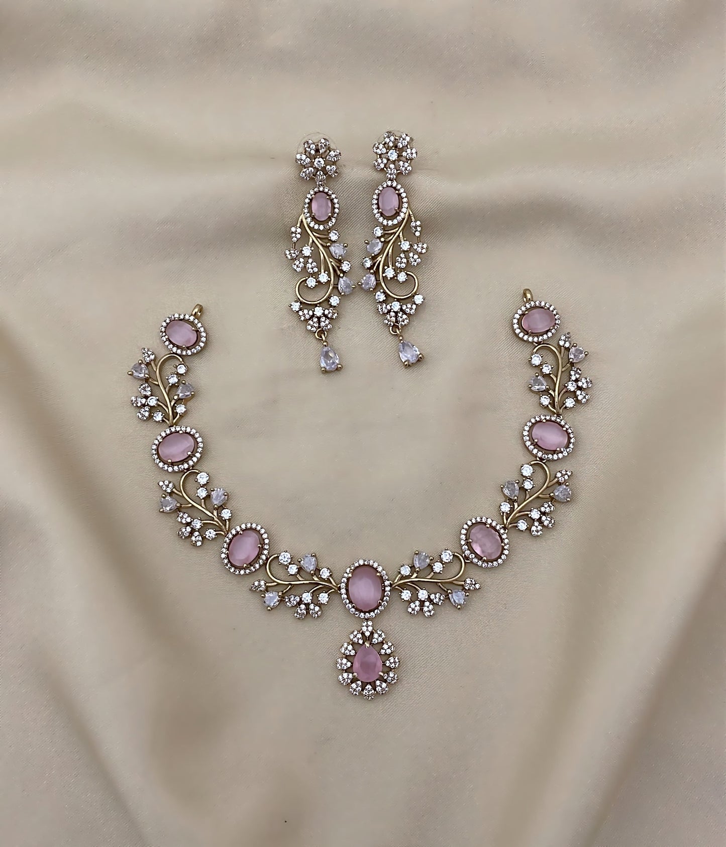 Diamond replica leaf necklace (DR-73)