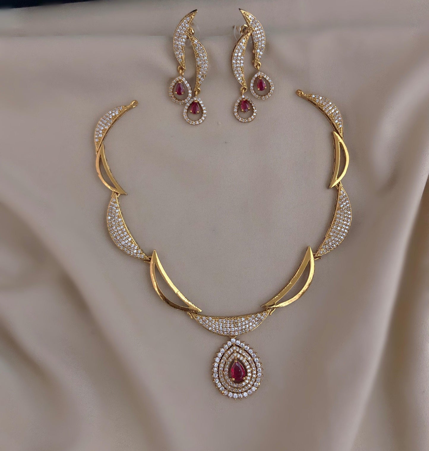moon design neckalce jkam (DR-46)