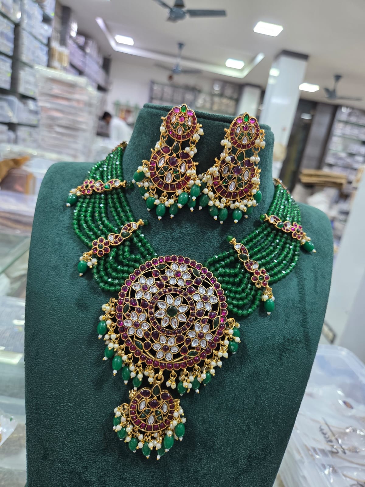 Trending medium length beads haram (N-27)