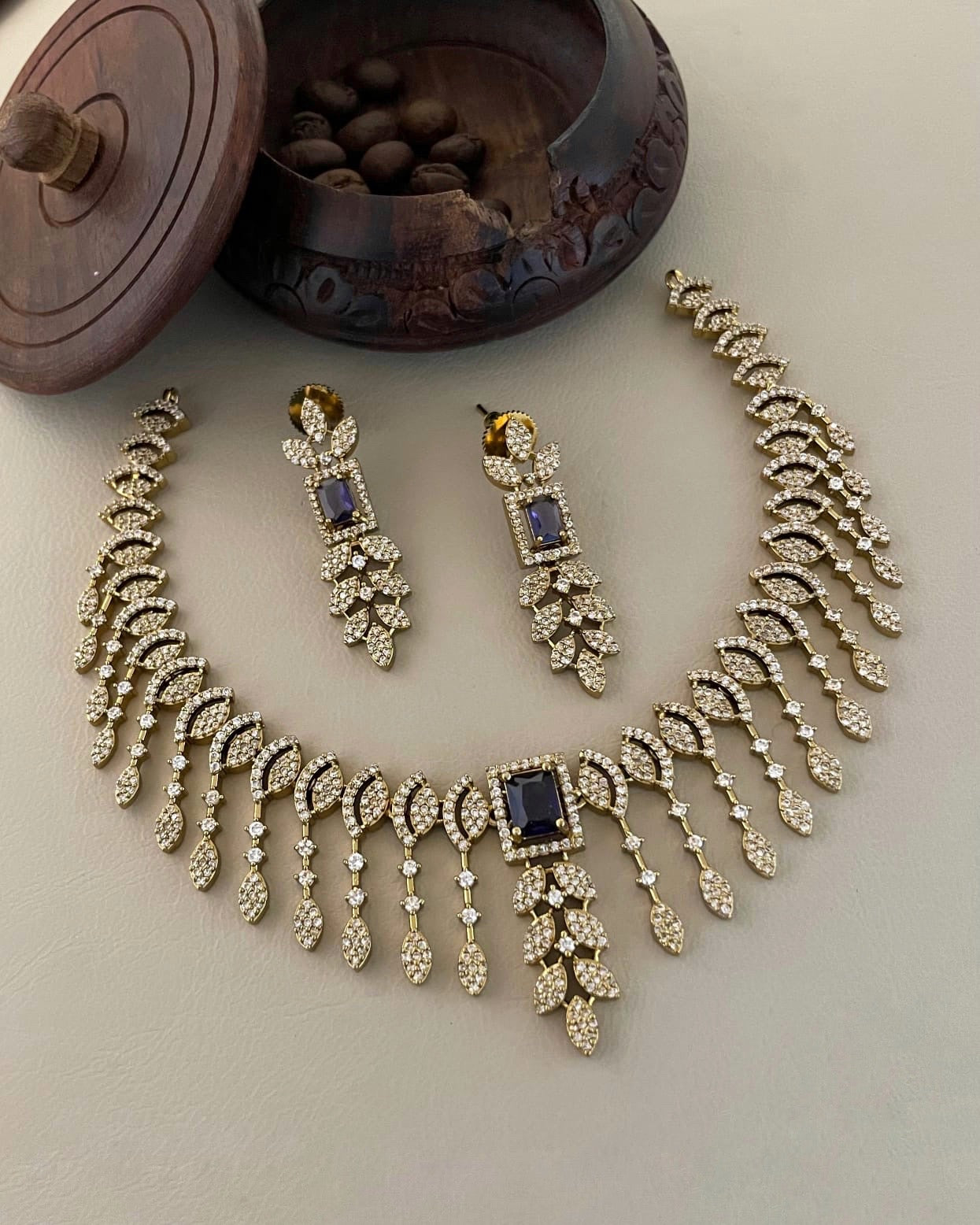 Grand drops necklace (DR-33)