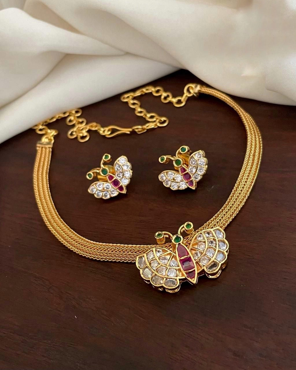 Butterfly necklace(N-68)