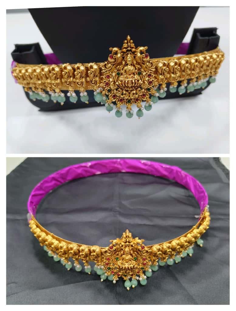 Grand Lakshmi pendent necklace