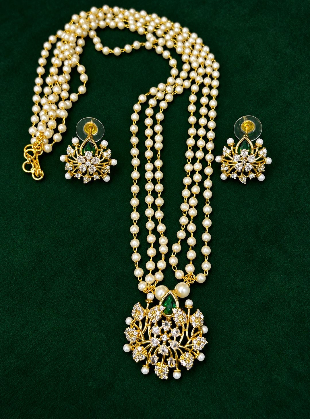 Pearl necklace