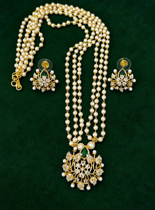 Pearl necklace