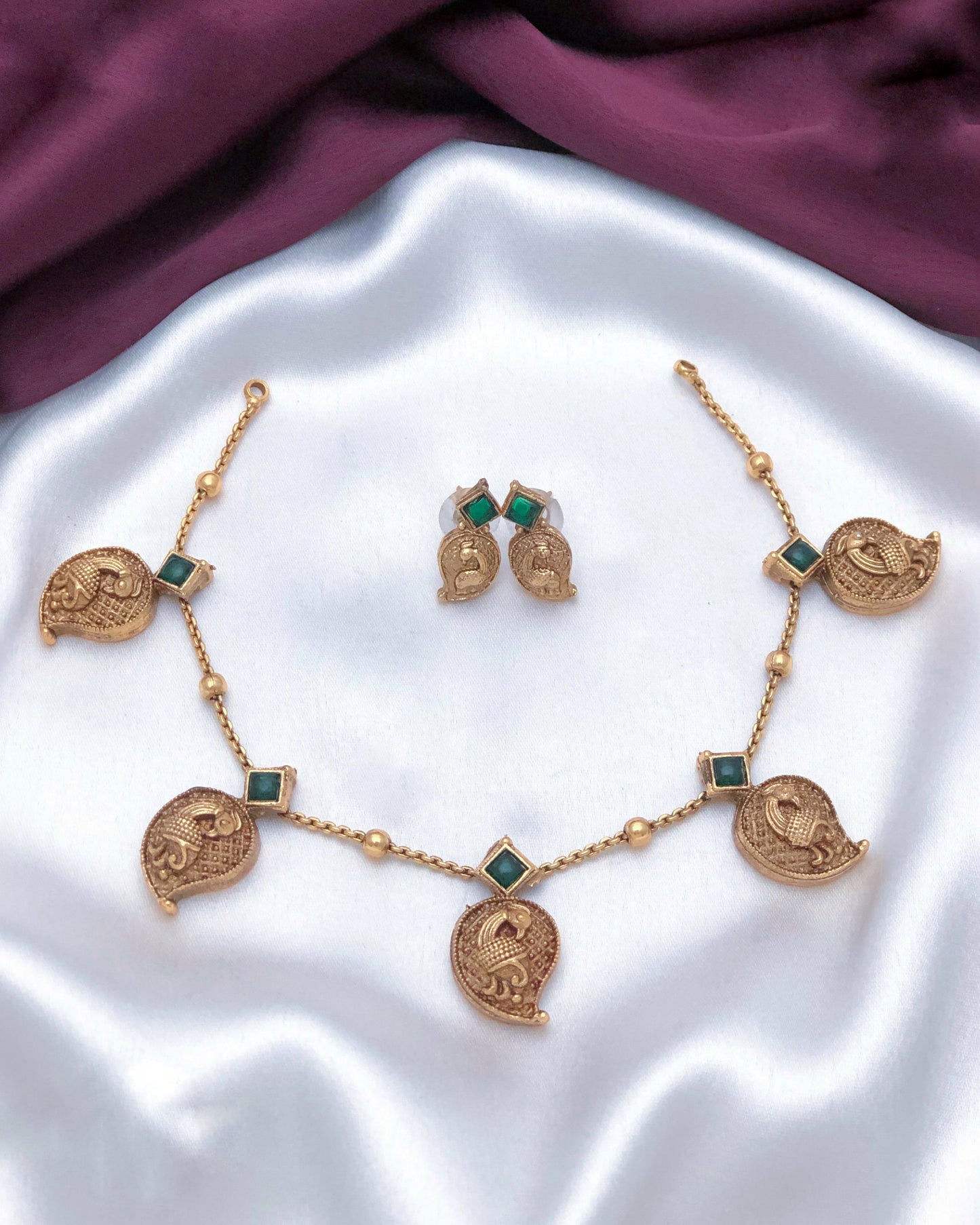 Mango simple necklace
