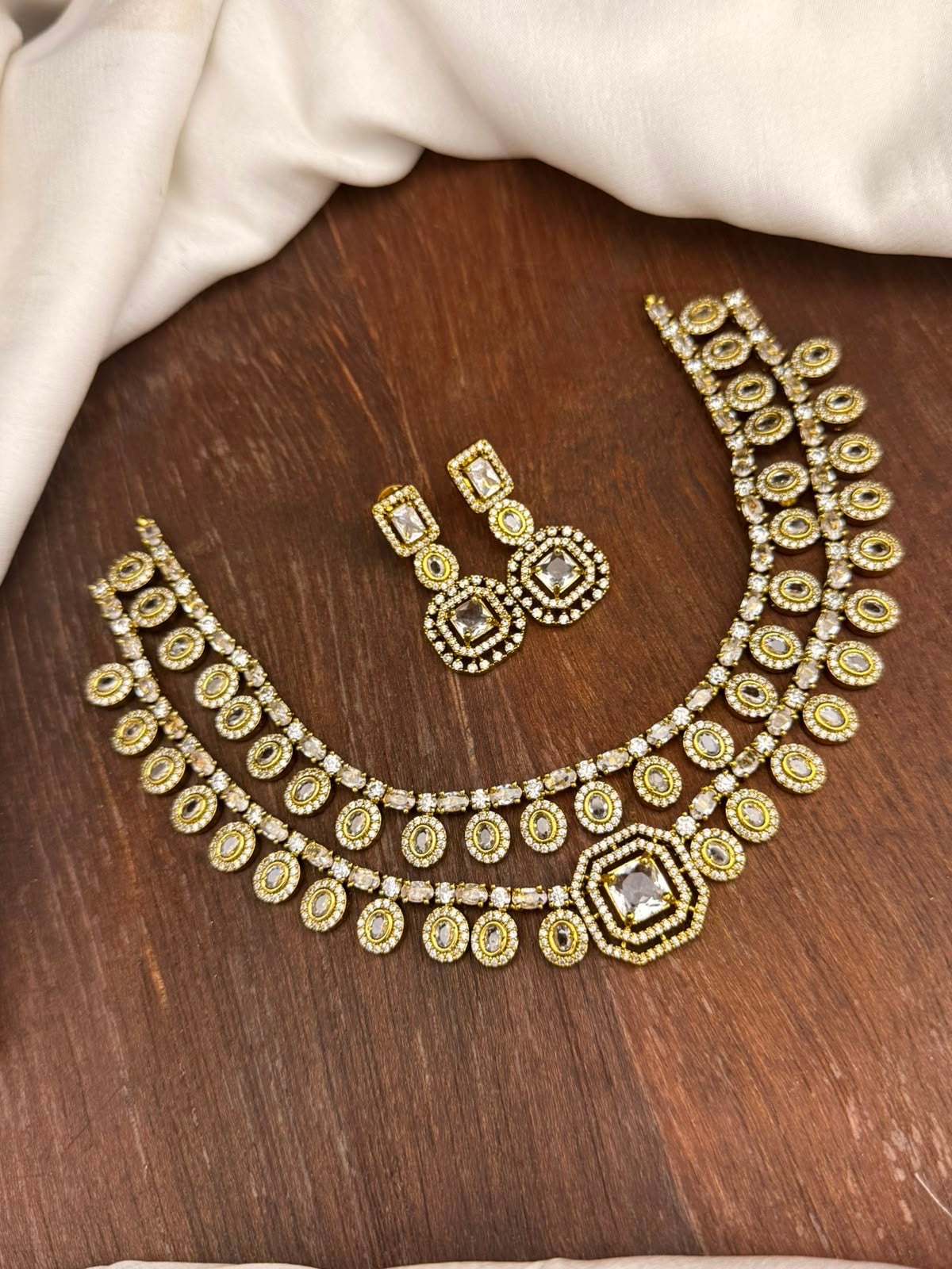 2 layer stone necklace