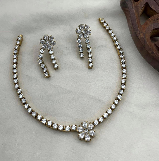 White stone flower necklace