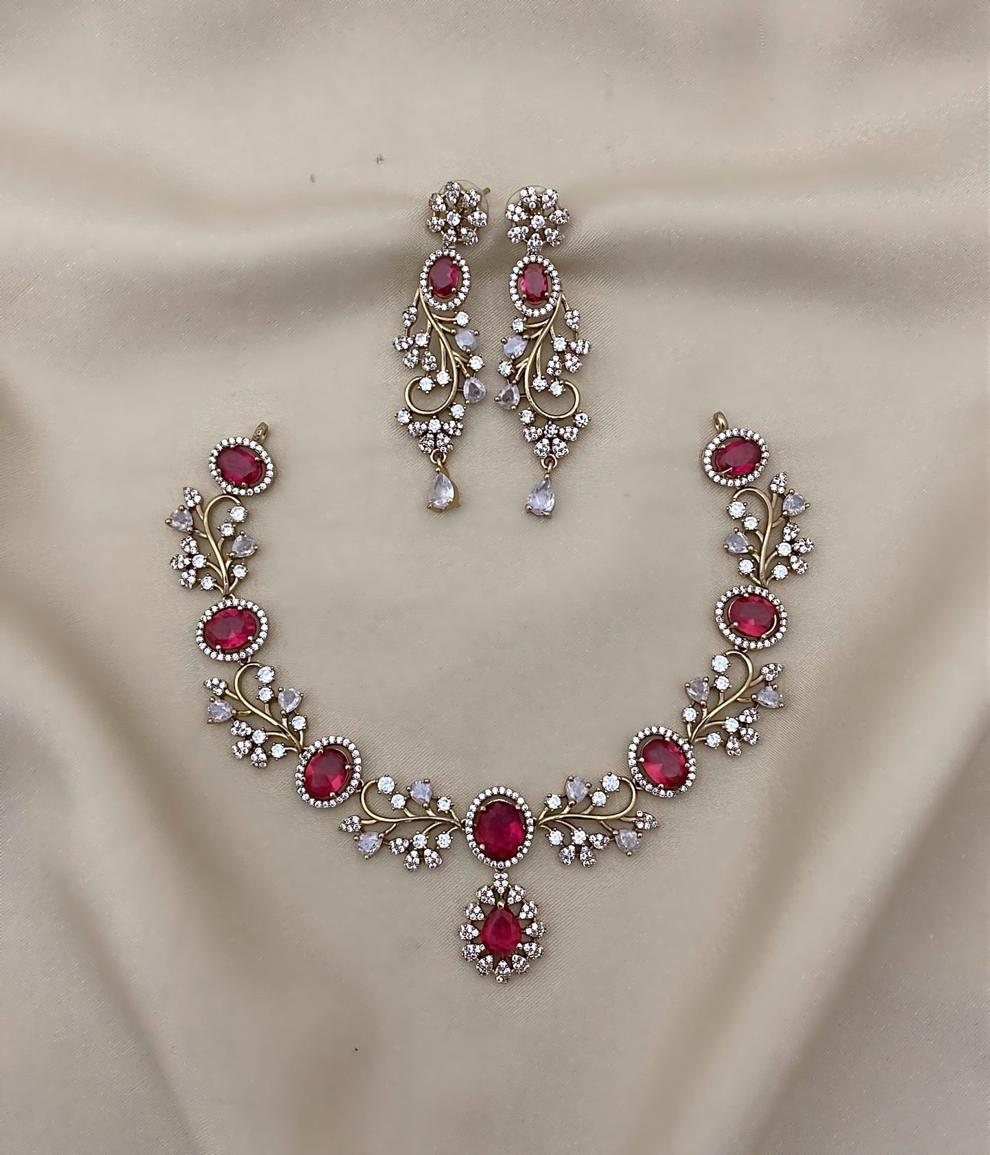 Diamond replica leaf necklace (DR-73)