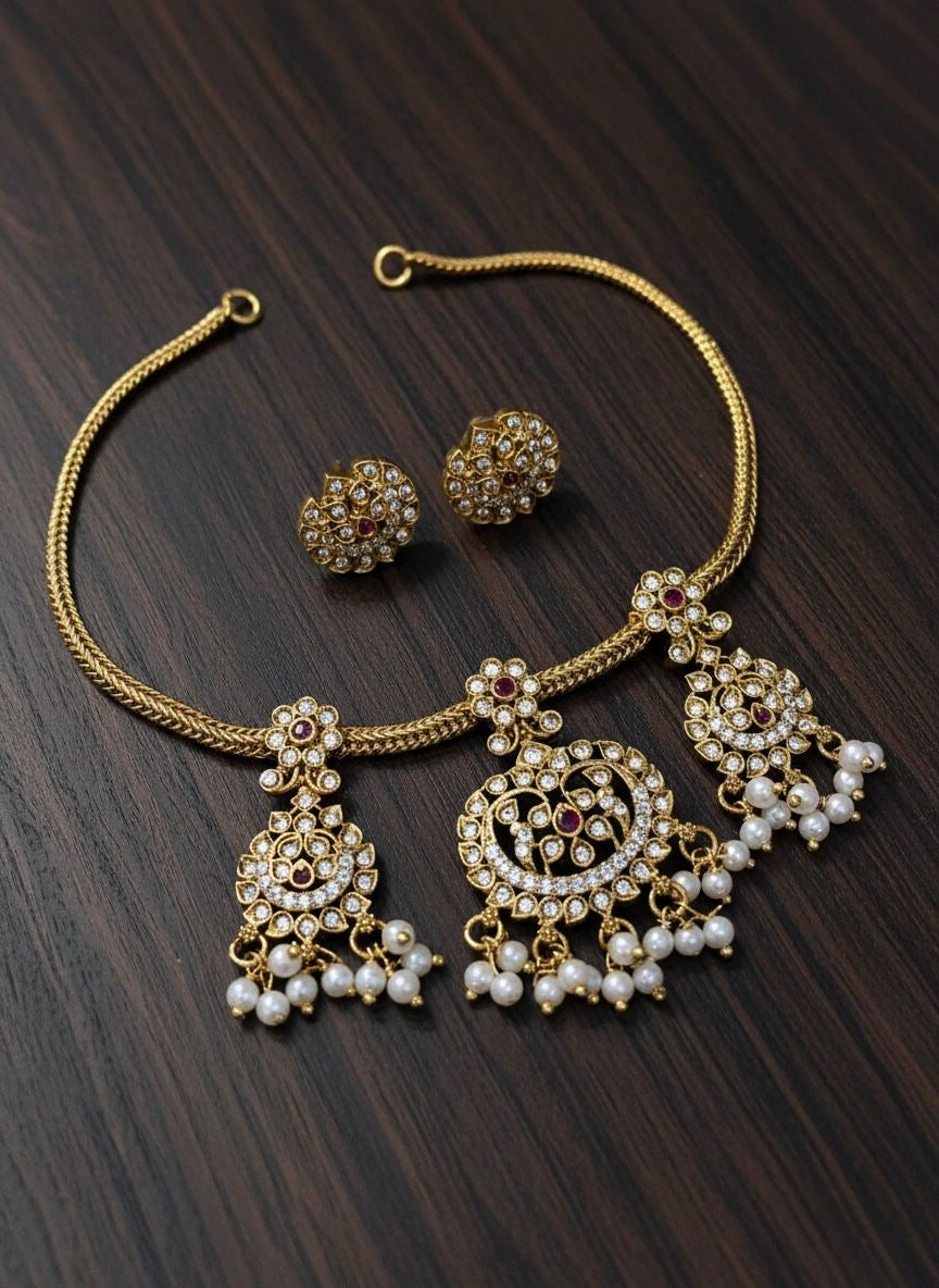 3 Pendent necklace