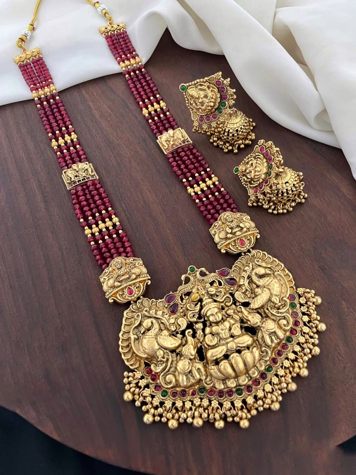 Long Lakshmi haram am ft(H-24)