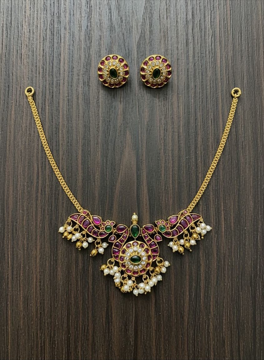 Peacock simple necklace