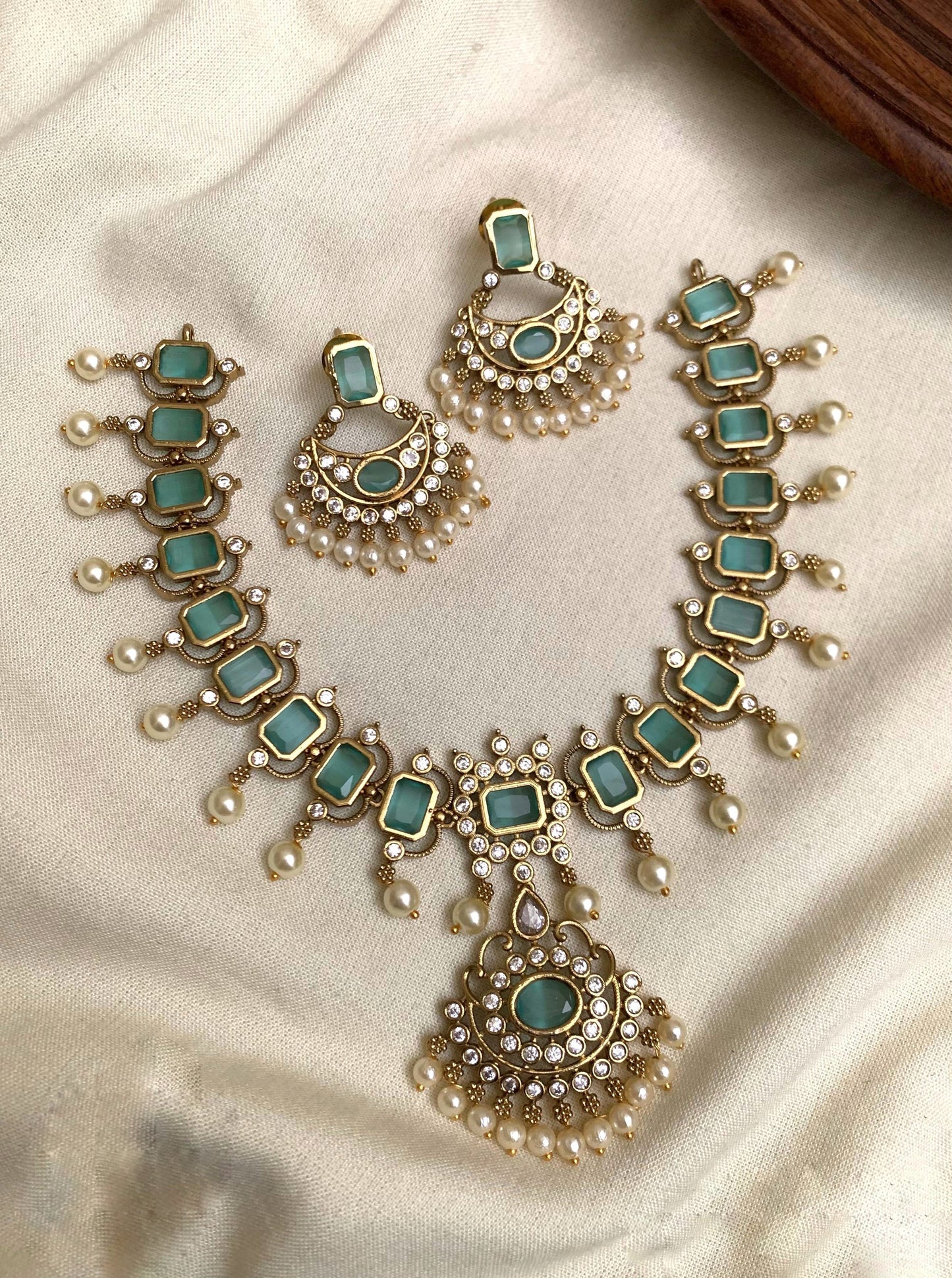 Trending necklace (PJ-54)