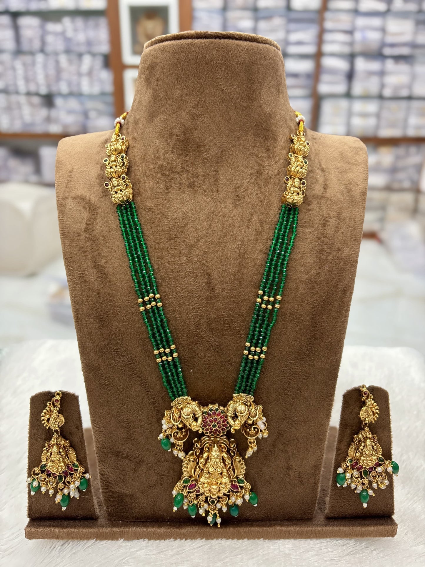 Green beads haram