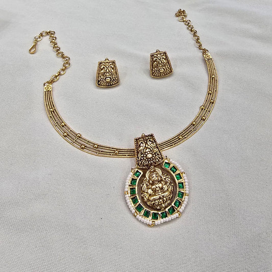 Hasli premium necklace