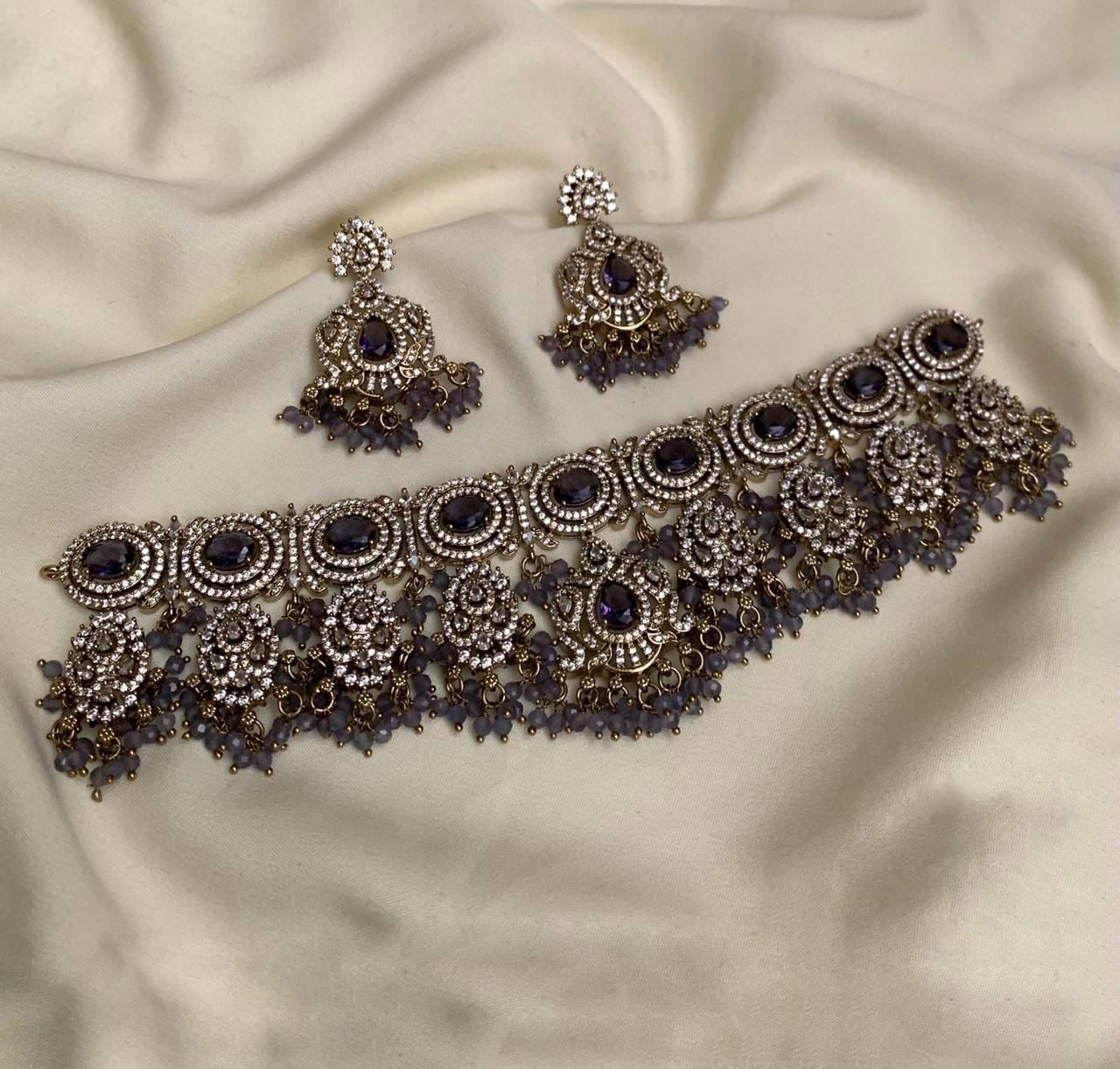 Bridal choker (VJ-8)