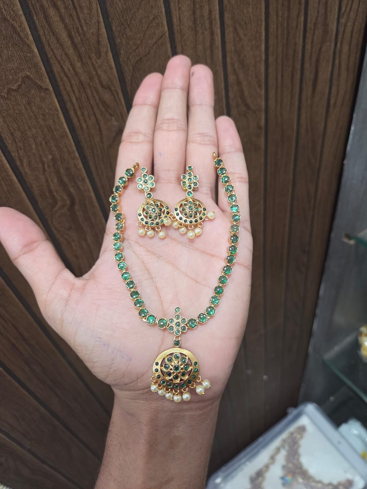Simple necklace