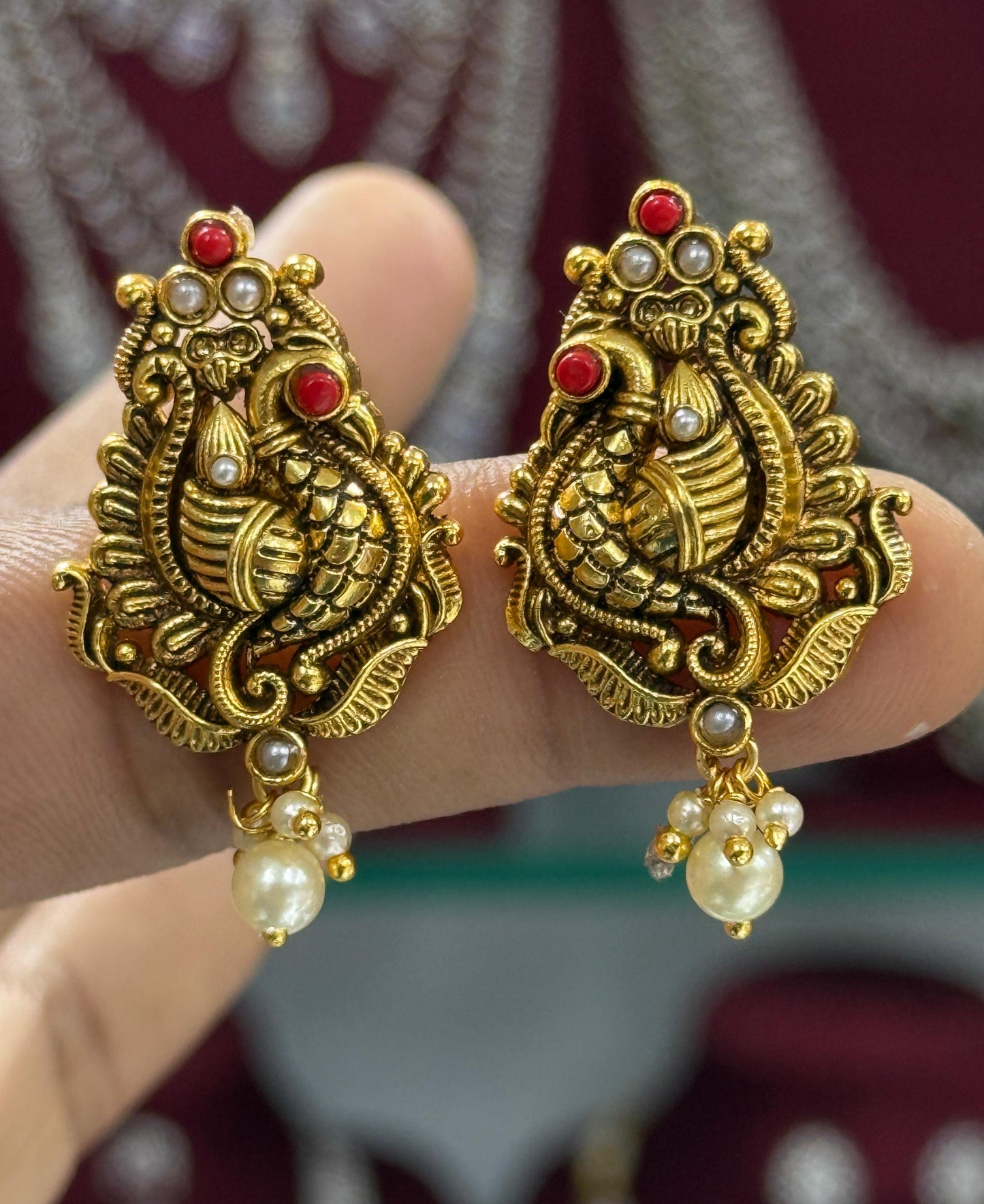 Good replica earing