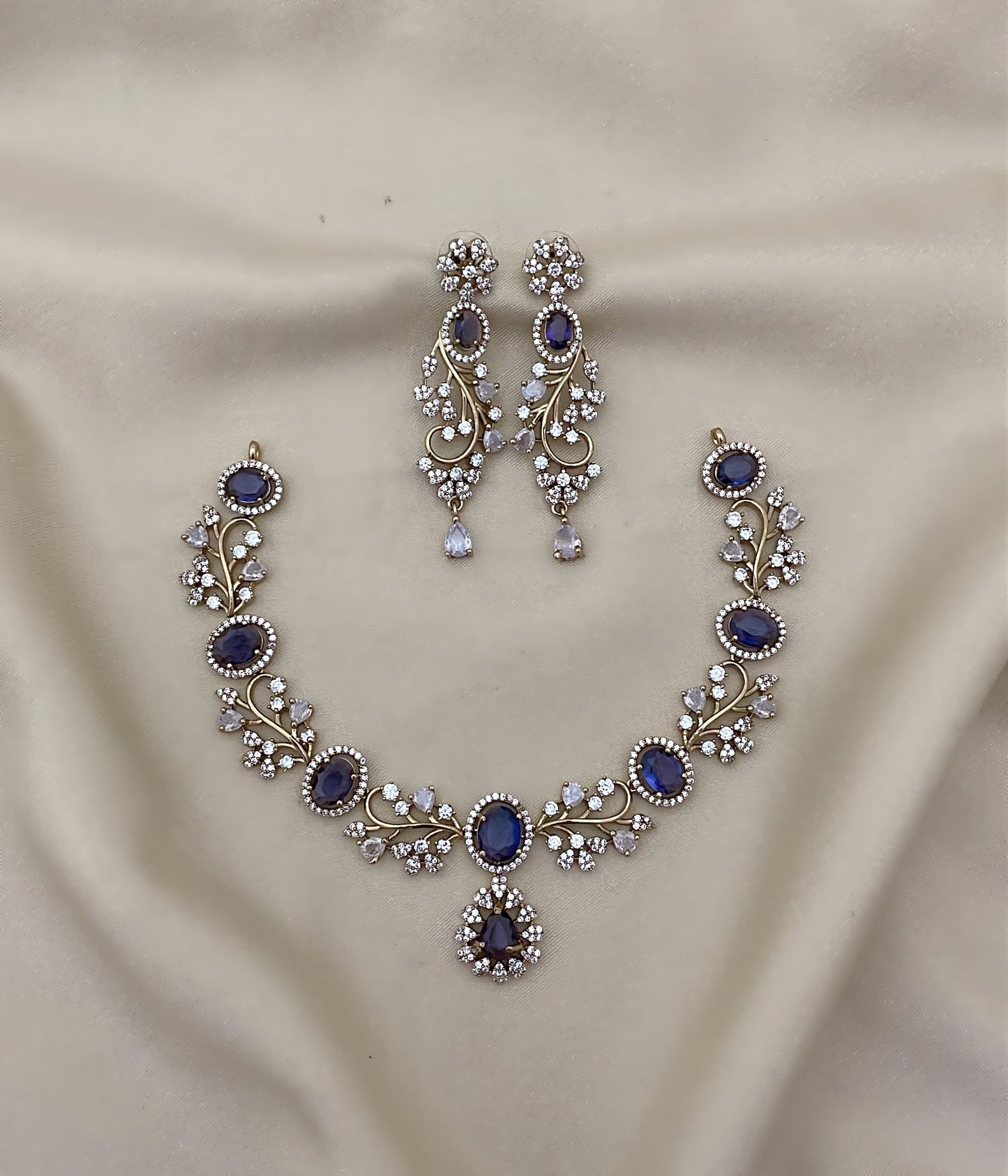 Diamond replica leaf necklace (DR-73)
