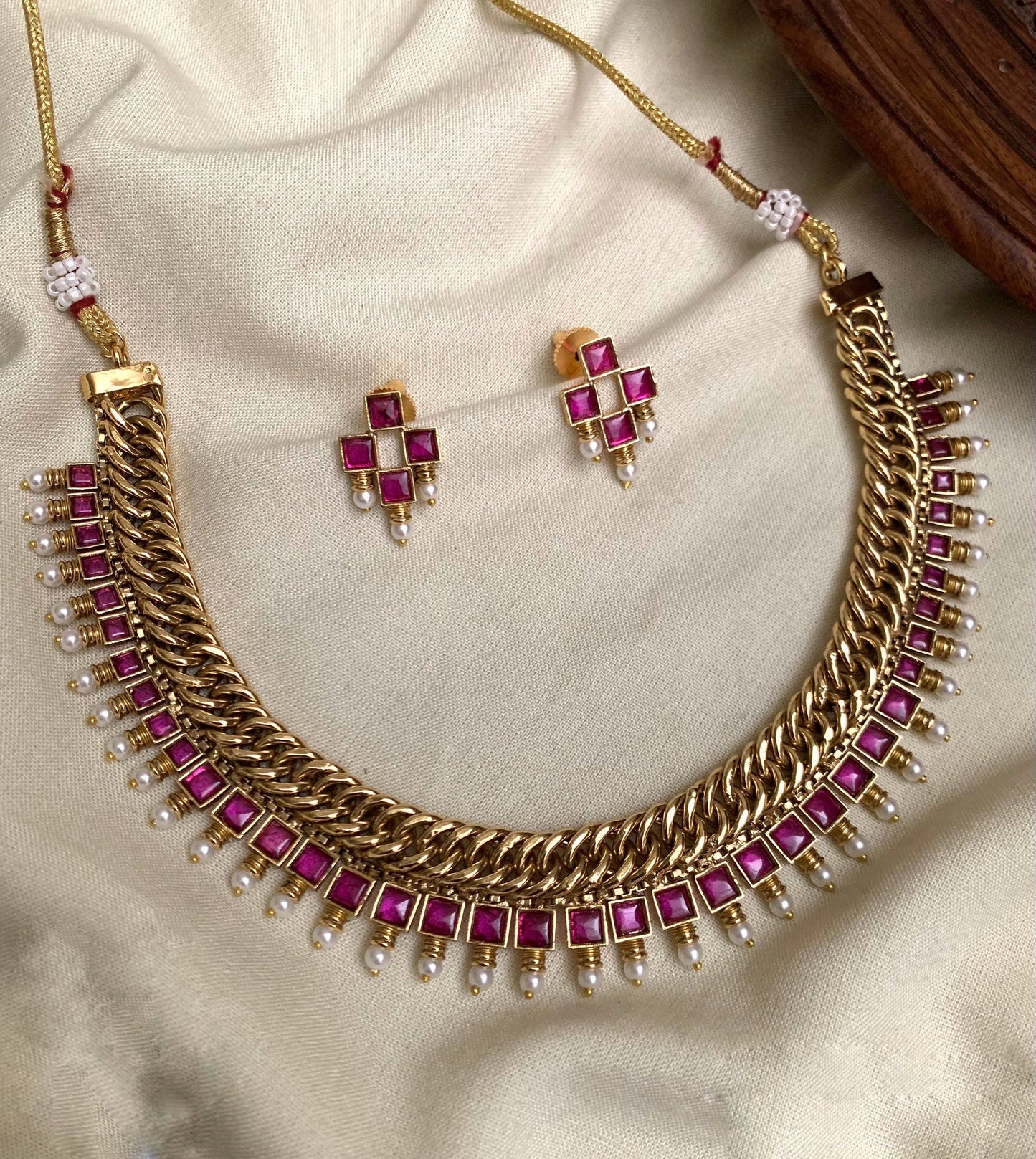 Premium necklace (PJ-53)