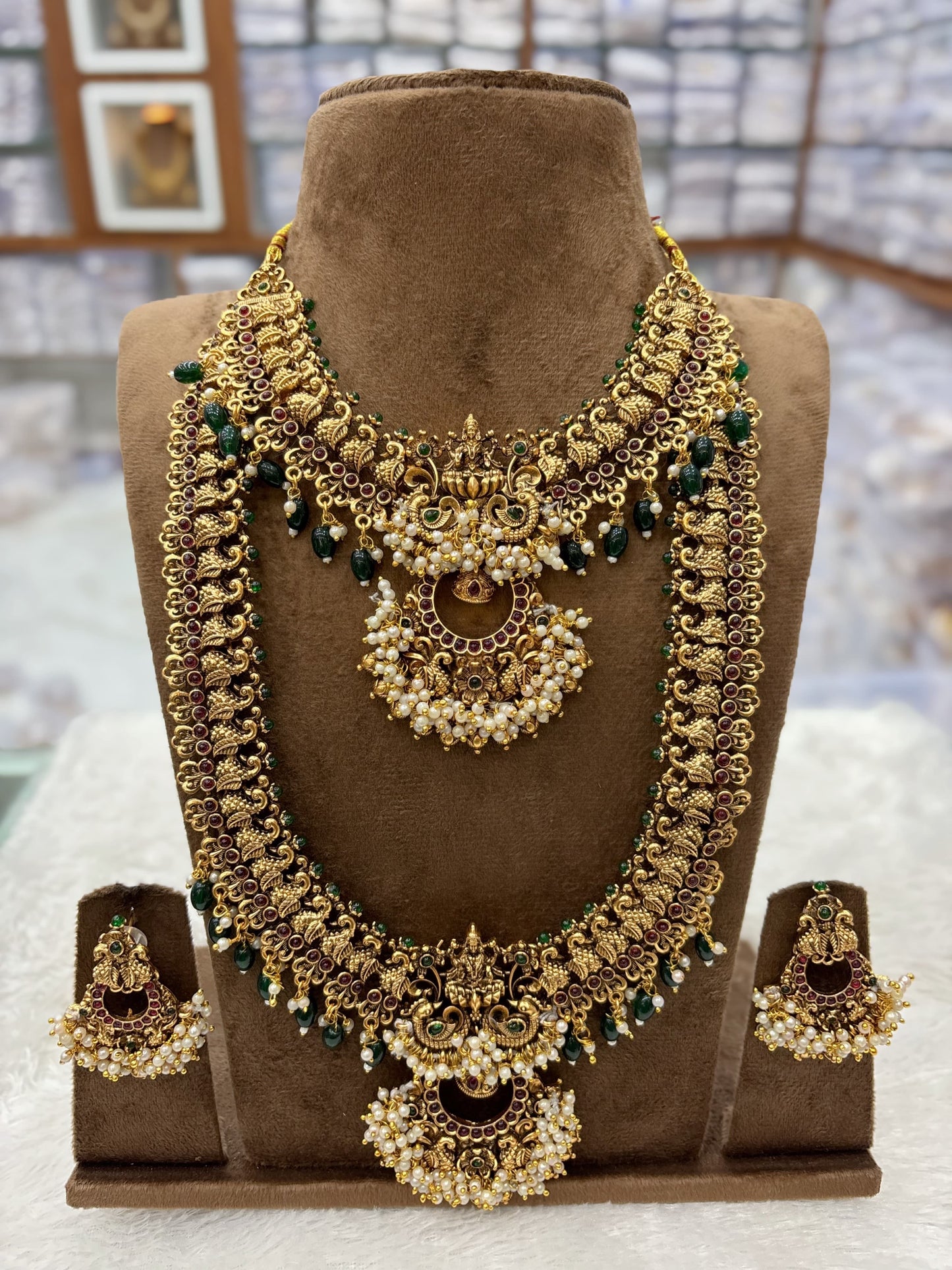 Bridal grand jewellery