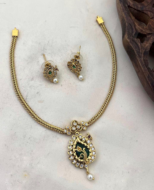 Peacock pendent necklace