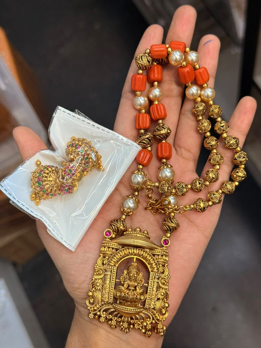 Coral necklace