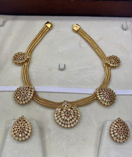 Trending necklace
