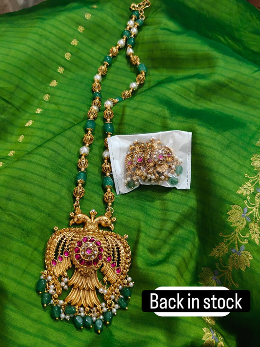 Gandaberunda chain with green beads