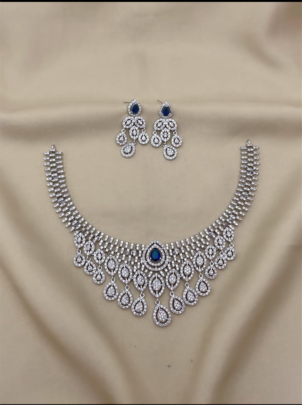 Grand diamond look necklace (DR-74)