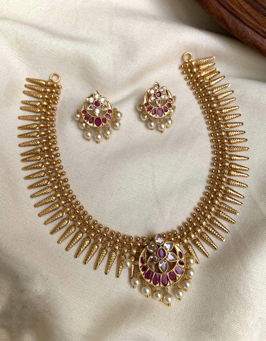 Trending necklace (N-48)