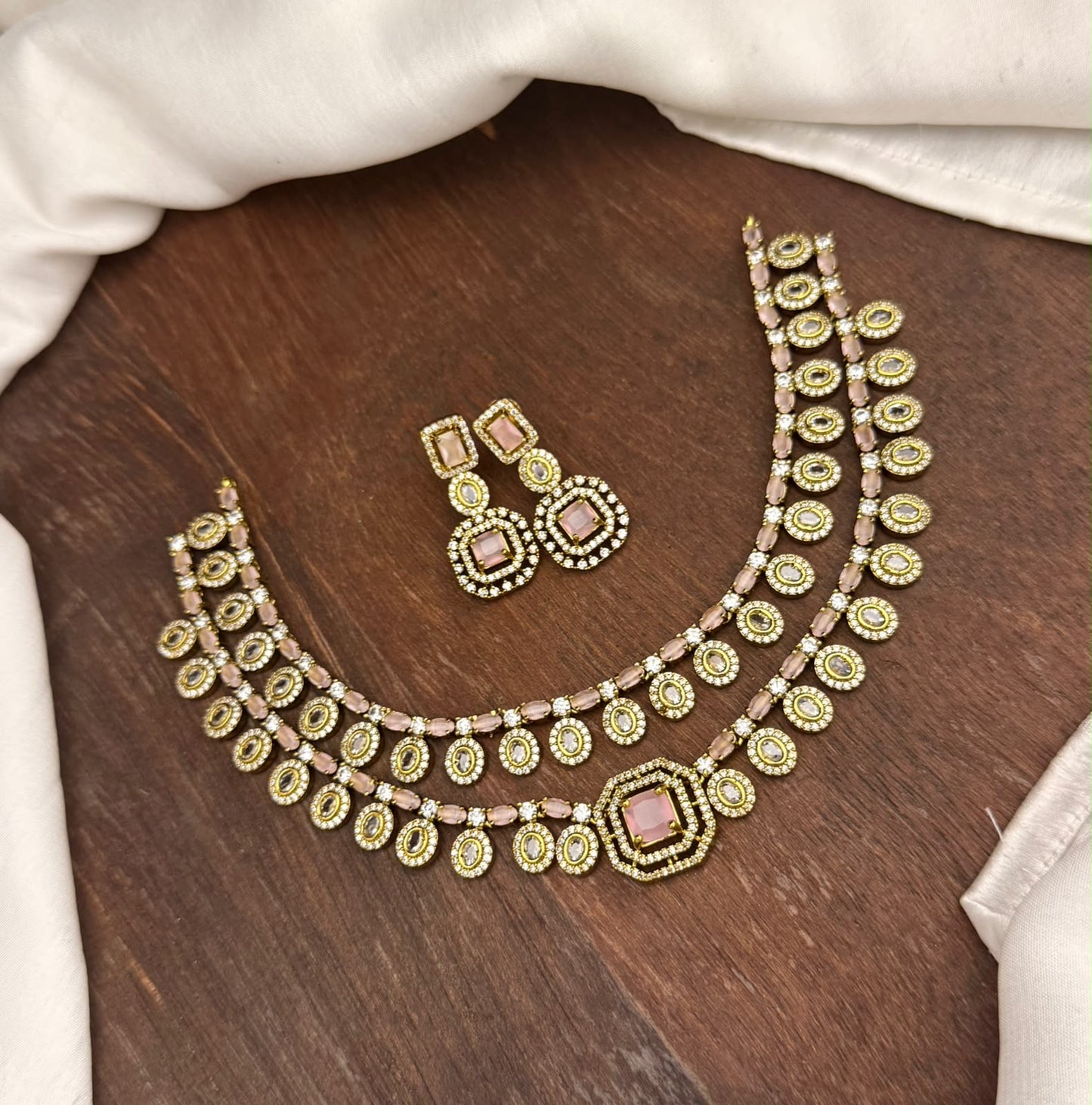 2 layer stone necklace