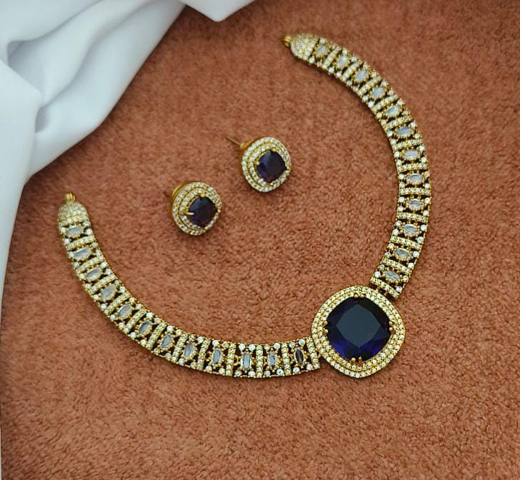 Stone single pendent necklace