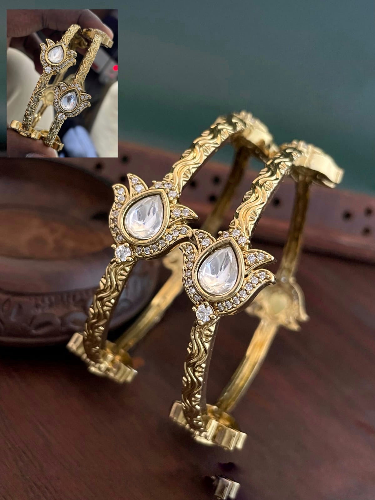 Leaf design bangles (BA-17)