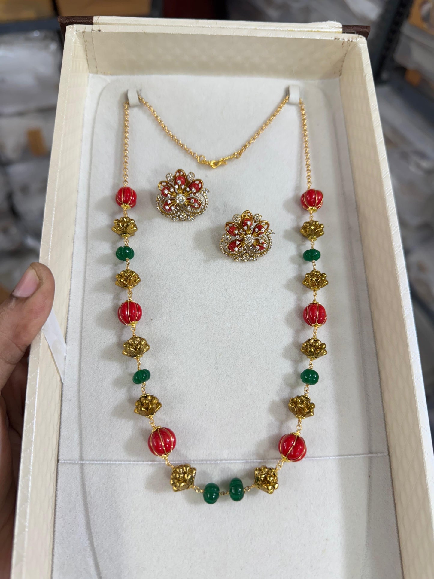 Multi color beads necklace