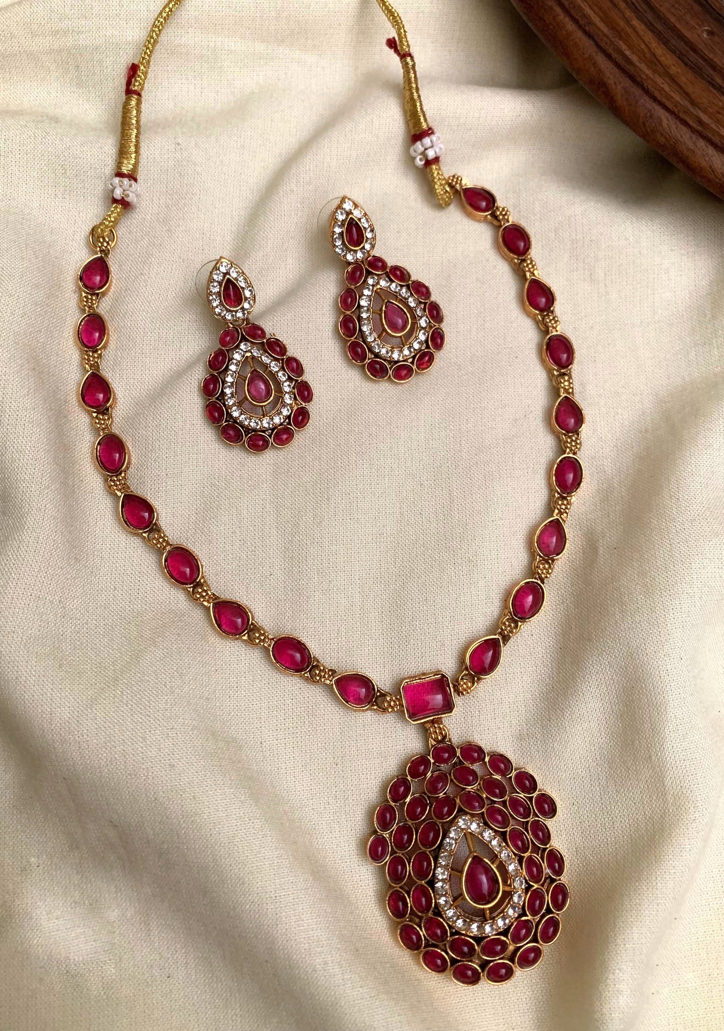 Trendy budget necklace (N-36)
