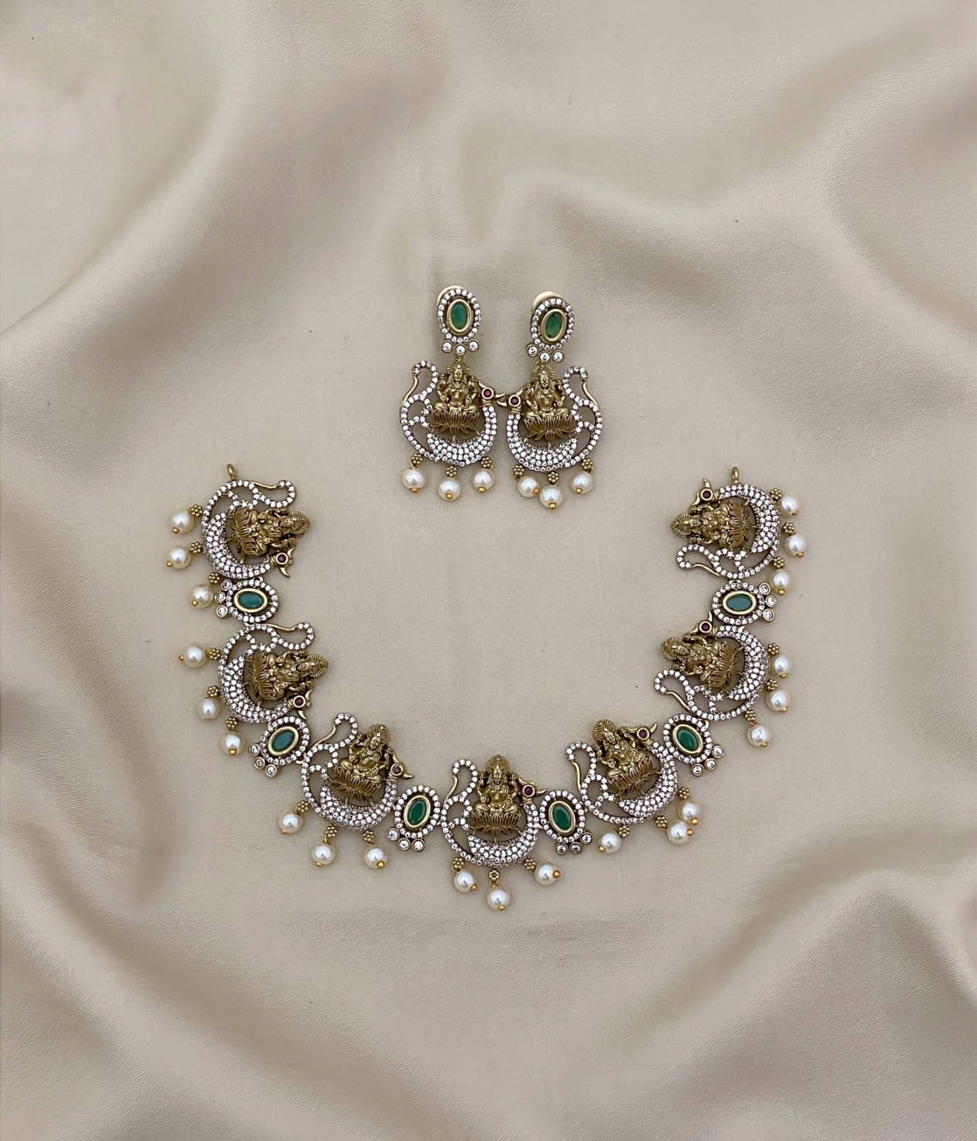 Lakshmi design with stones (DR-47)