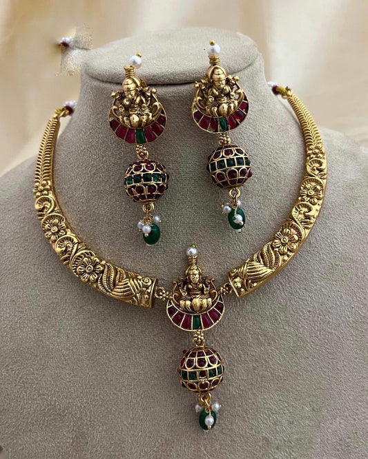 Hasli with single pendent(N-78)