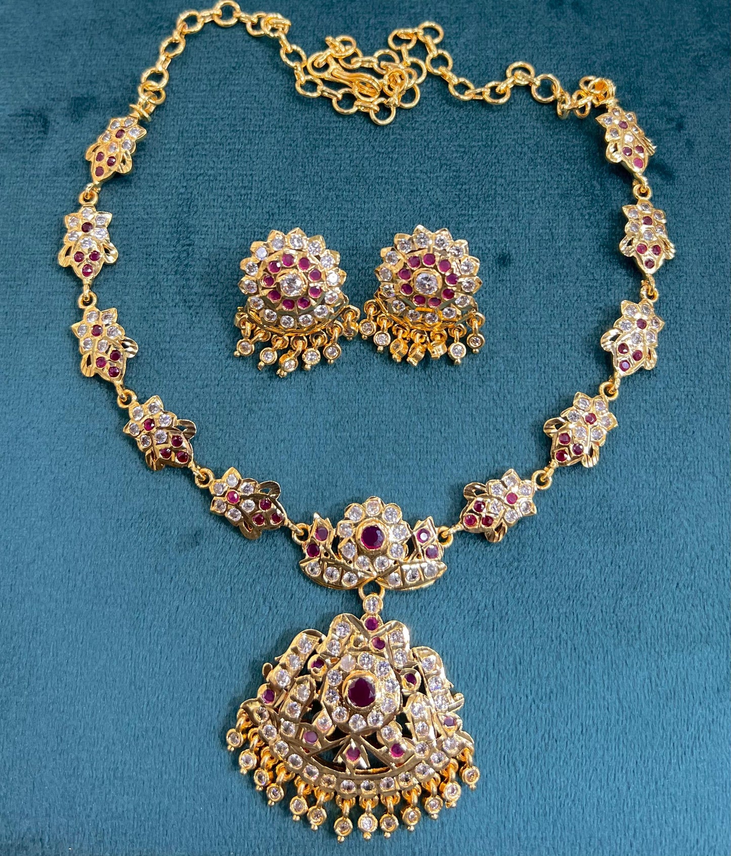 Flower micro plated necklace